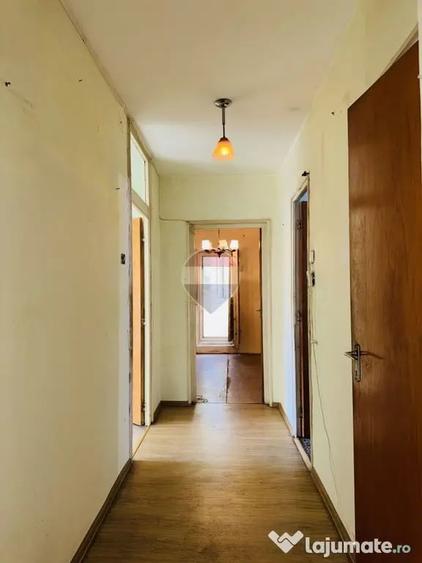 Apartament cu 2 camere decomandat în Teiul Doamnei