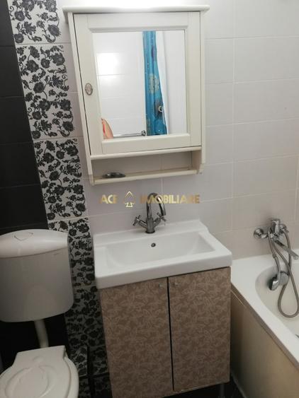 Apartament cu 2 camere semidecomandat, mobilat în Moșilor