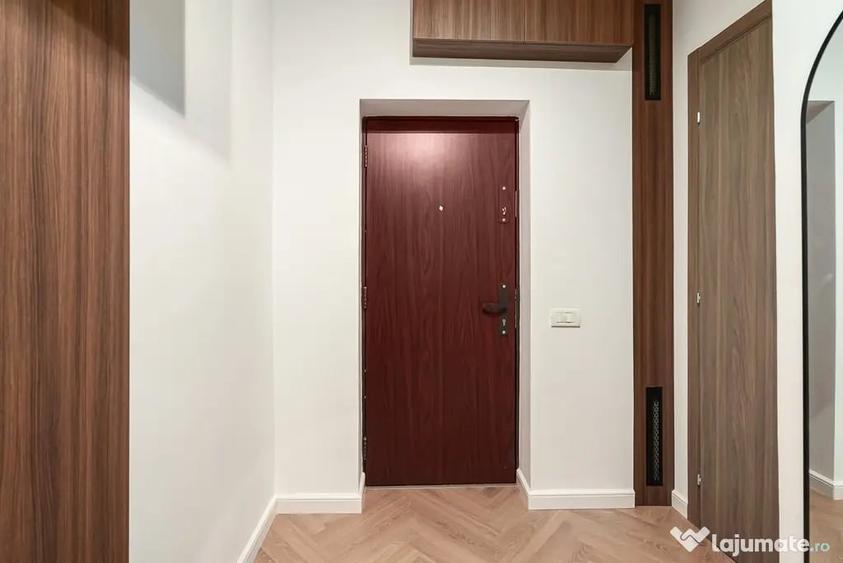 Apartament cu 2 camere semidecomandat în Universitate