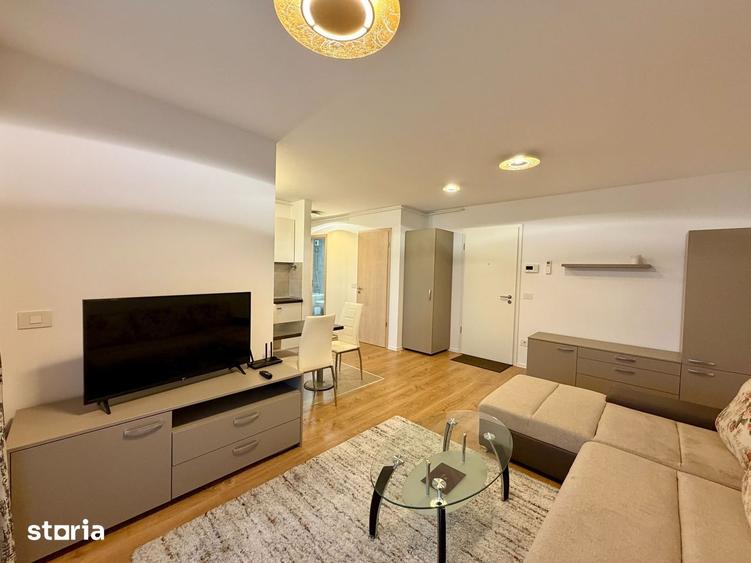 Apartament cu 2 camere, mobilat în Tractorul