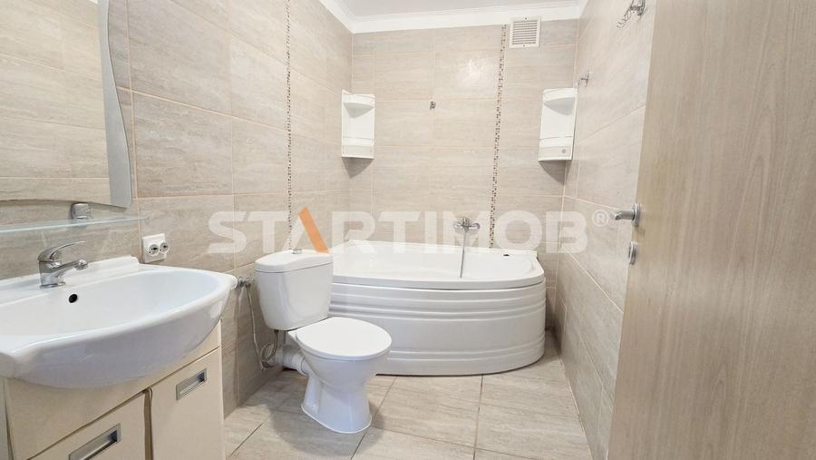 Apartament cu  trei camere la casa - 5