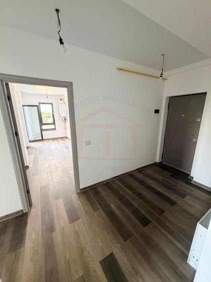 Apartament cu 2 camere în Micro 17