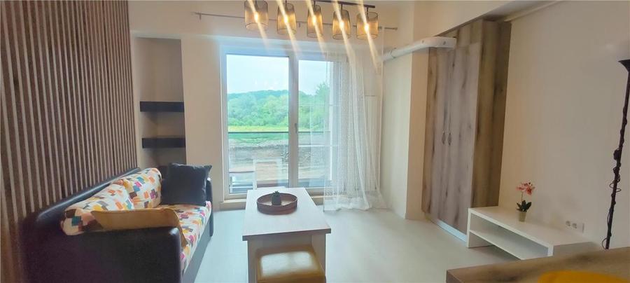 Apartament cu 2 camere decomandat în Tătărași