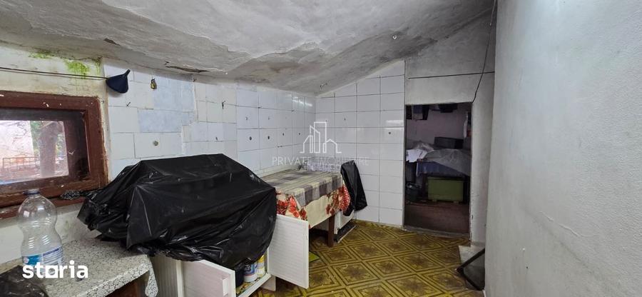 Casă cu 3 camere cu Teren 670 Mp în Albești