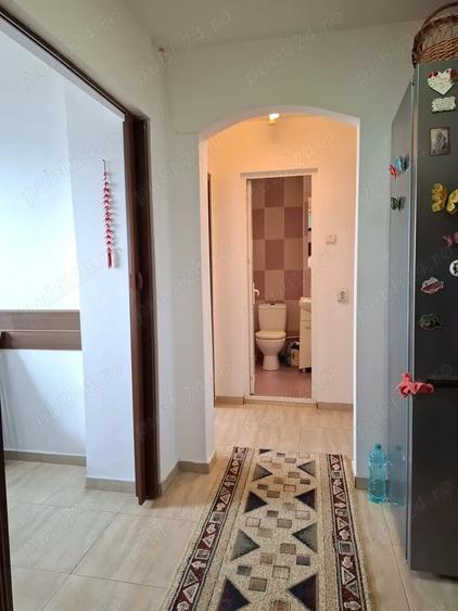 Apartament cu 2 camere decomandat în Micro 5
