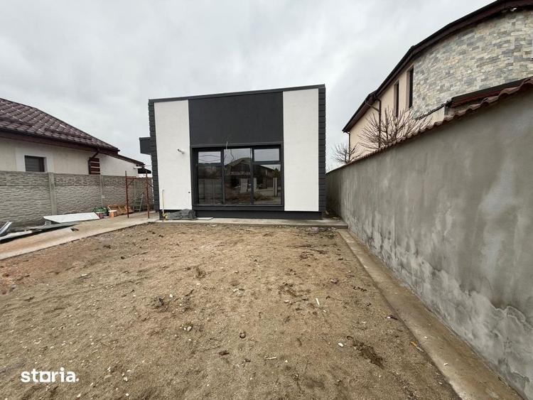 Casă cu 3 camere cu Teren 379 Mp în Brestei