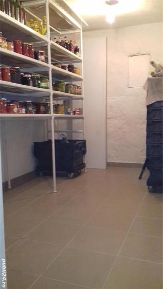 Apartament cu 3 camere decomandat în Pandurilor