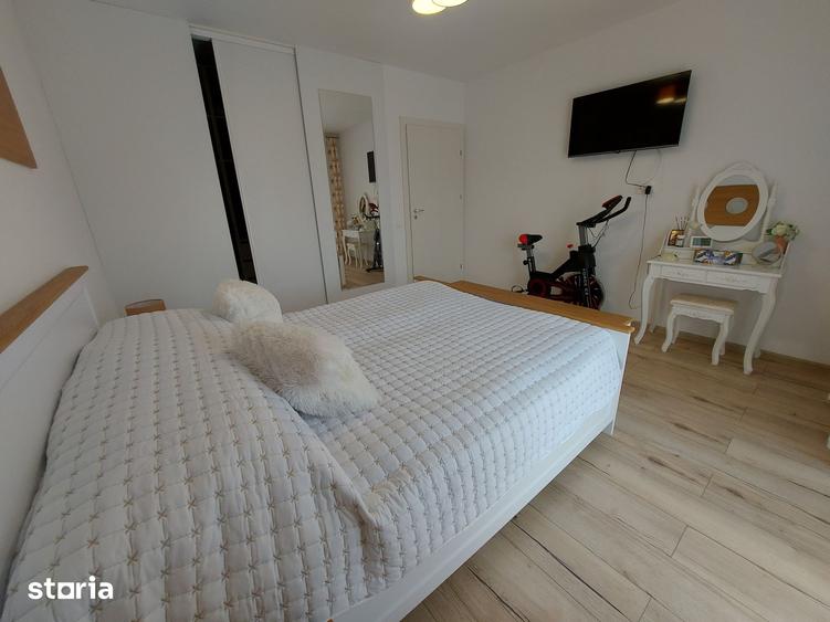 Casă cu 4 camere cu Teren 250 Mp în Central