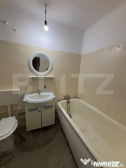 Apartament cu 2 camere semidecomandat în Ultracentral