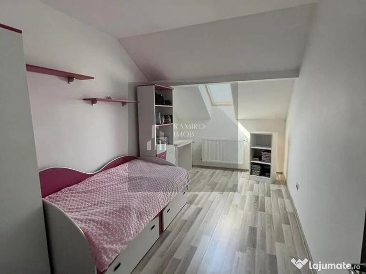 Apartament cu 3 camere semidecomandat în Colentina