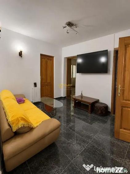 Apartament cu 4 camere decomandat în Ultracentral