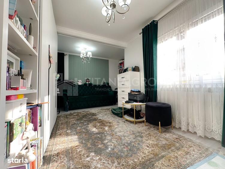 Casă cu 4 camere în Central