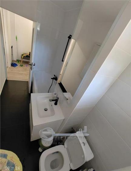 Apartament cu 2 camere decomandat în Podu Roș