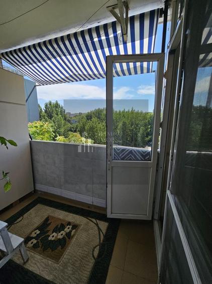 Apartament cu 2 camere semidecomandat, mobilat în Alexandru Obregia