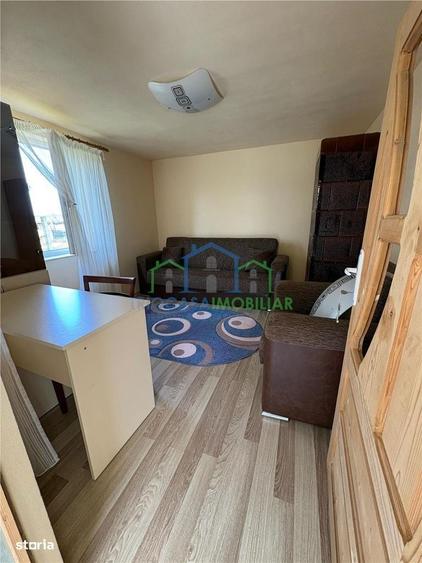 Casă cu 2 camere cu Teren 1090 Mp în Pielești