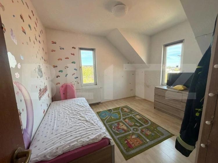 Casă cu Teren 498 Mp în Jucu
