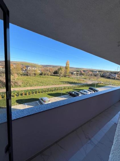 Apartament cu 2 camere decomandat în Exterior Vest