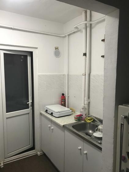 Apartament cu 2 camere nedecomandat în Hipodrom
