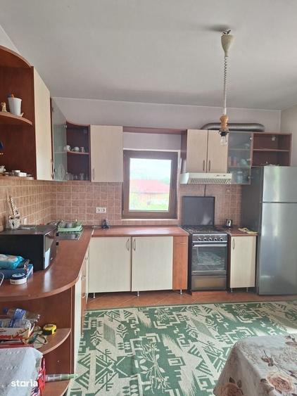 Casă cu 4 camere în Teiușu