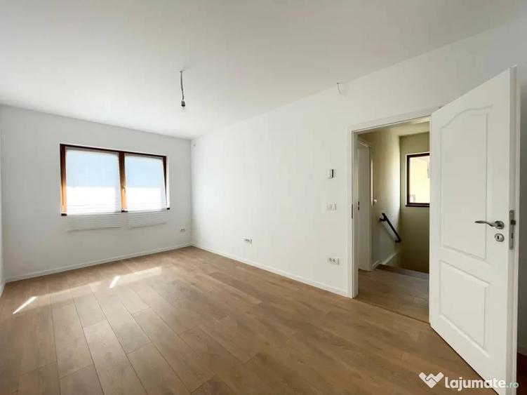 Casă cu 4 camere cu Teren 313 Mp în Moșnița Nouă