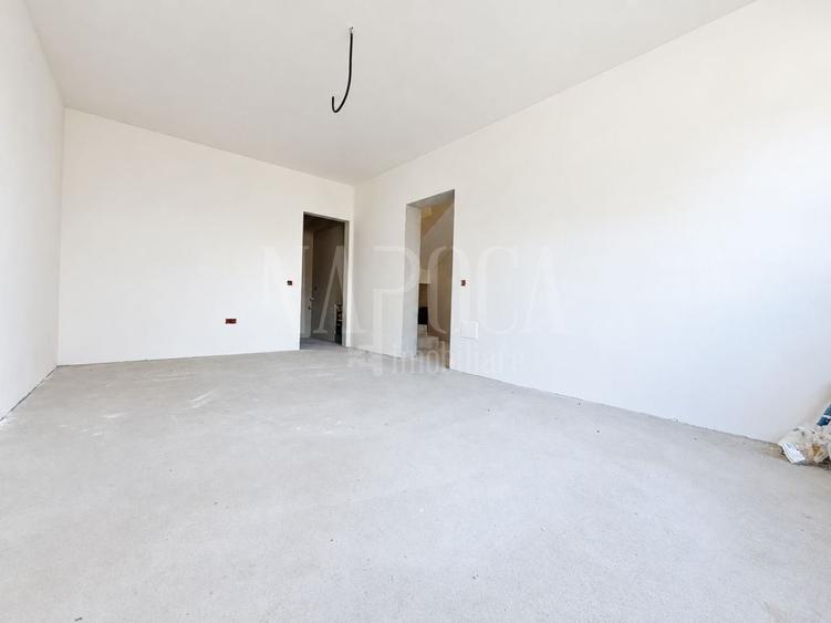 Duplex cu 5 camere cu Canalizare în Bună Ziua