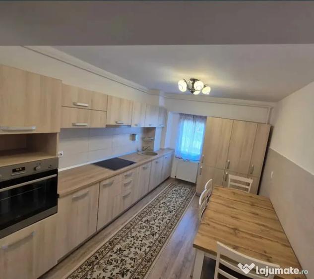 Apartament cu 2 camere semidecomandat în Răcădău