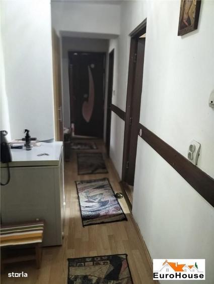Apartament cu 3 camere decomandat în Avram Iancu