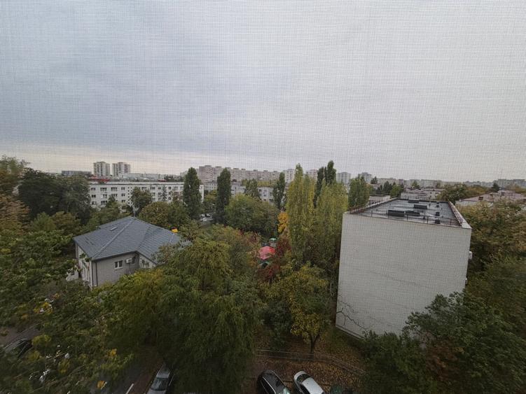 Apartament cu 2 camere decomandat în Titan