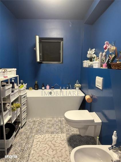 Apartament cu 3 camere decomandat în 1 Mai