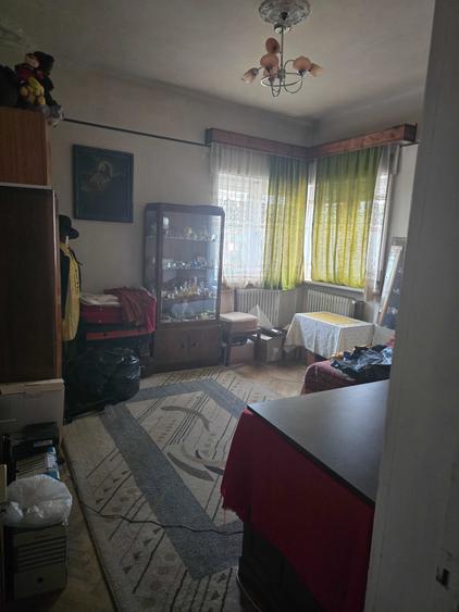 Casă cu 4 camere în Sud
