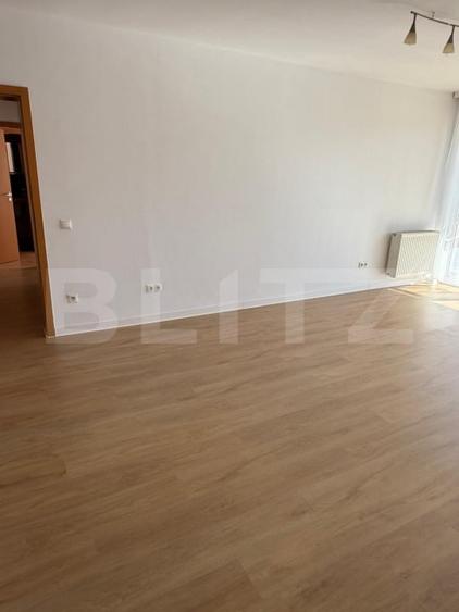 Apartament cu 3 camere decomandat în Avantgarden