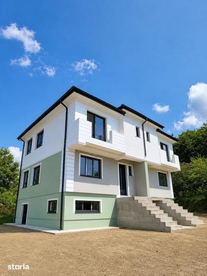 Casă cu 5 camere cu Teren 250 Mp în Copou