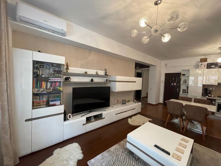Apartament cu 2 camere decomandat în Chiajna