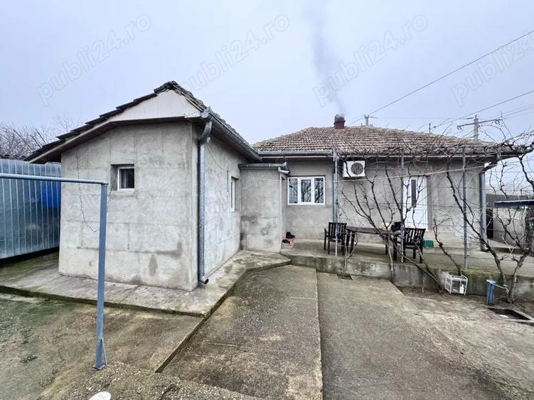Casă cu 2 camere cu Teren 600 Mp în Central