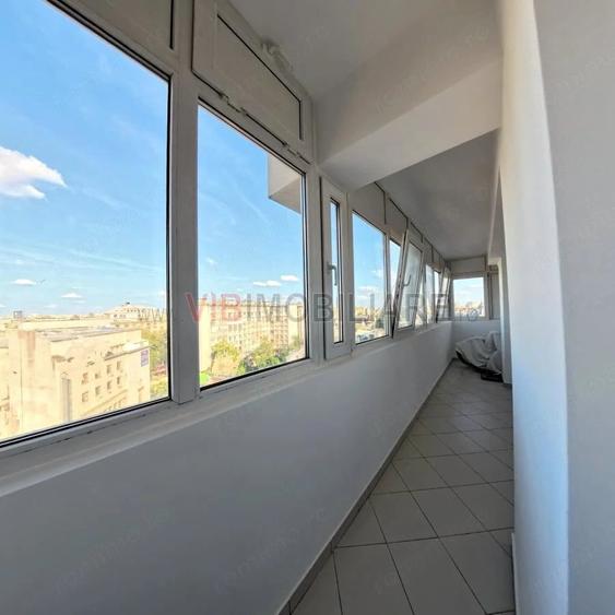 Apartament cu 4 camere decomandat în Amzei