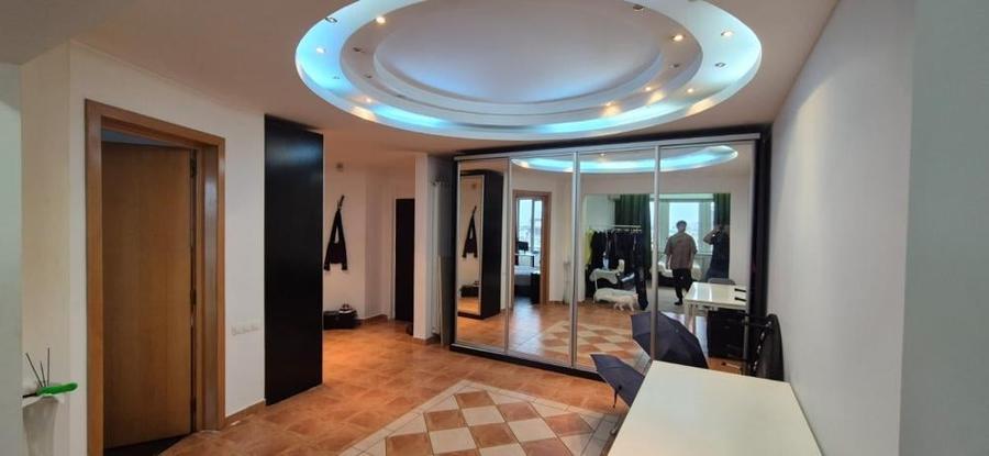 Apartament cu 2 camere în Ultracentral