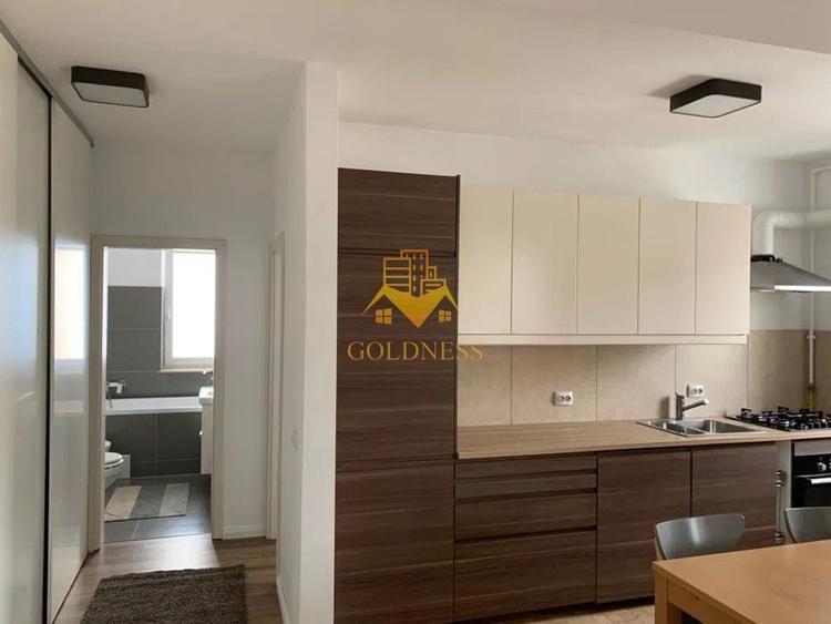 Apartament cu 2 camere semidecomandat, mobilat în Bună Ziua
