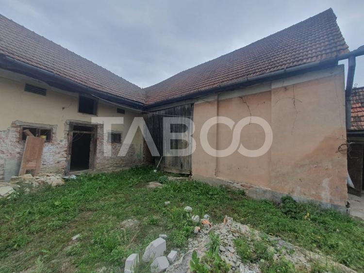 Casă individuală cu 2 camere cu Canalizare în Grid