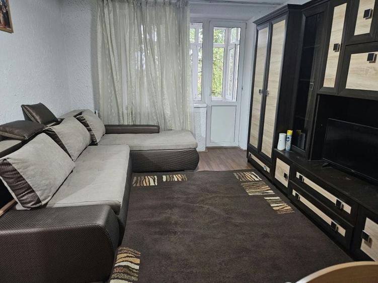Apartament cu 2 camere decomandat în Exterior Vest