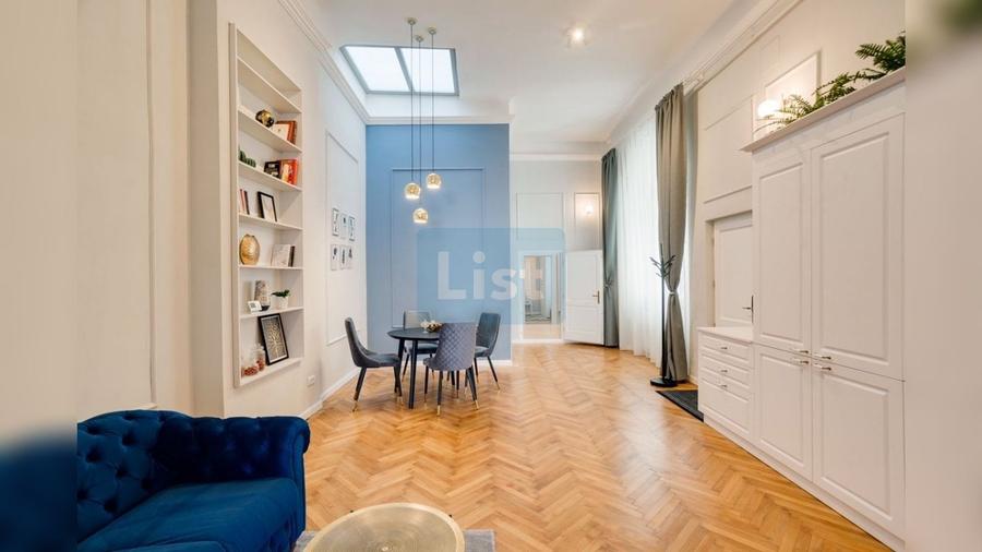 Apartament cu 4 camere semidecomandat, mobilat în Ultracentral