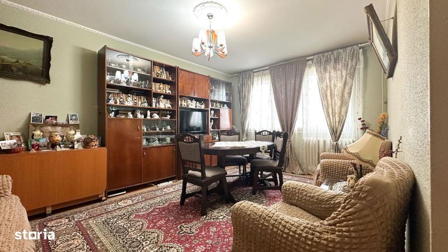 Apartament cu 3 camere decomandat în Giurgiului