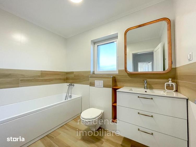 Apartament cu 4 camere semidecomandat în Borhanci