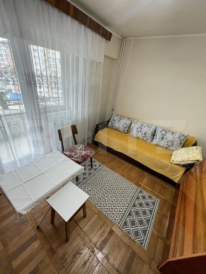 Apartament cu 2 camere, decomandat, zona George Enescu - 2