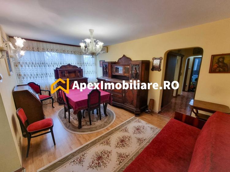 Apartament cu 3 camere semidecomandat, mobilat în Berceni