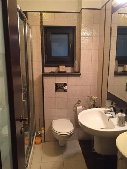 Casă individuală cu 6 camere cu Teren 550 Mp în Băneasa