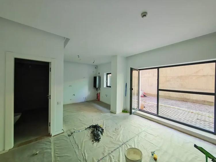 Apartament cu 2 camere semidecomandat în Pache Protopopescu