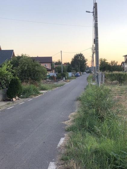 Teren de 4700 mp, în Cazasu