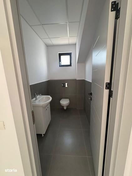 Spațiu comercial, de 593 mp, în Central