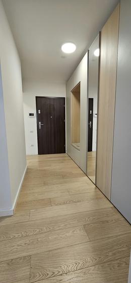 Apartament cu 2 camere decomandat în Trocadero