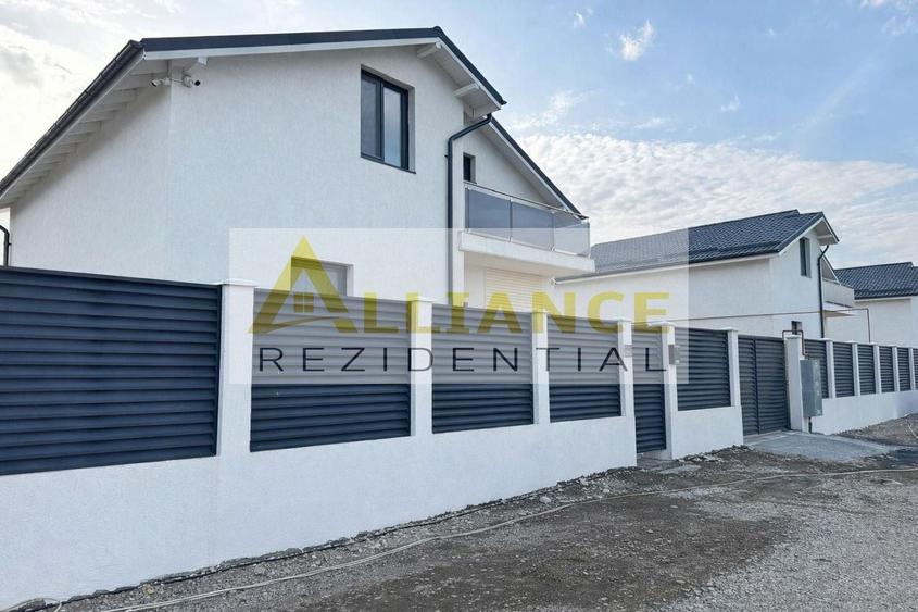 Casă individuală cu 5 camere cu Canalizare în Berceni